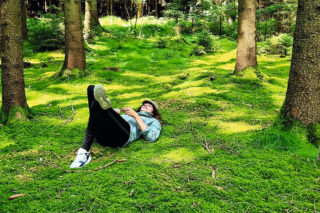 AK6 5 Wald Geniessen Und Erkunden Waldbaden Bayern 1024px